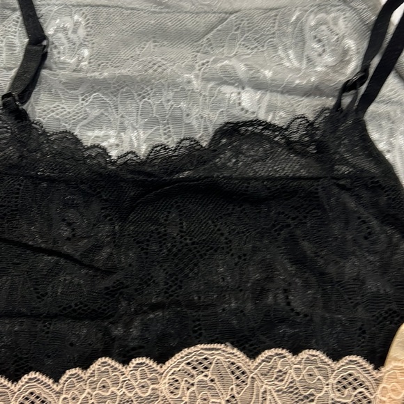 Four lace camis NWOT - Picture 3 of 7